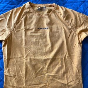 Alphalete mens performance shirt